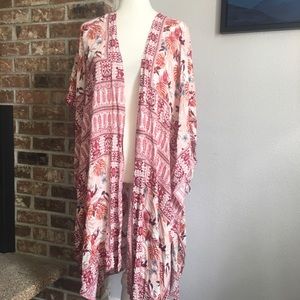 KNOX ROSE kimono with tie sides.